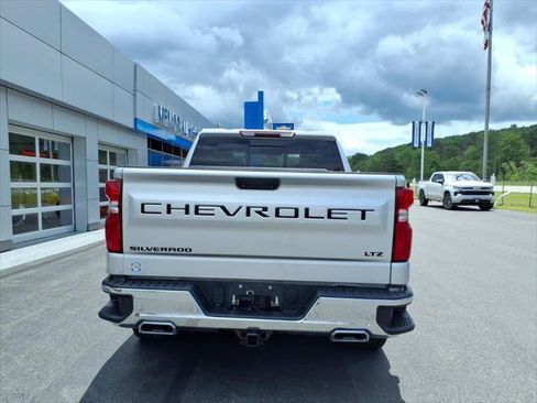 Used 2020 Chevrolet Silverado 1500 LTZ w/ LTZ Plus Package AWD/4WD image 6