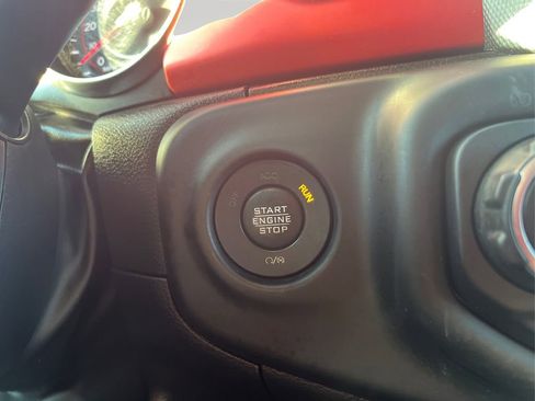 Used 2022 Jeep Wrangler Unlimited Rubicon w/ LED Lighting Group image 27