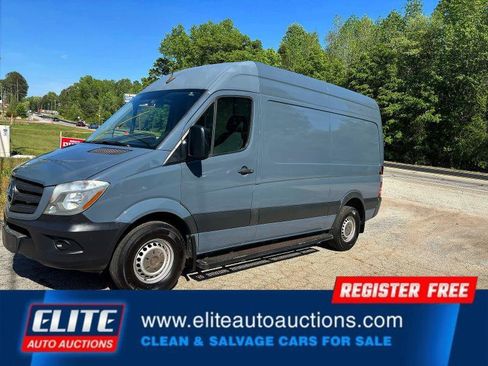 Used 2018 Mercedes-Benz Sprinter 2500 image 4