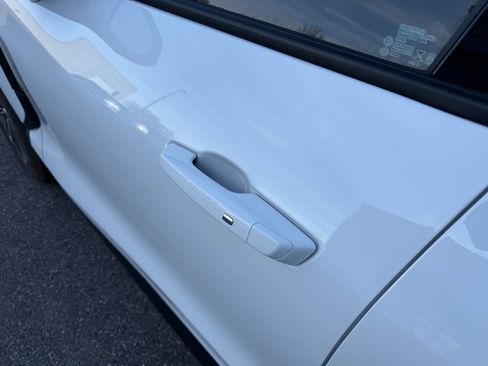 Used 2024 Chevrolet Blazer EV LT image 25