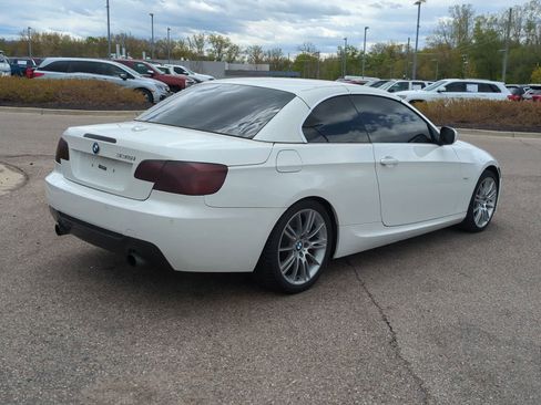 Used 2012 BMW 335i Convertible RWD image 8