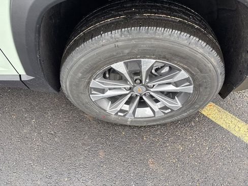 New 2026 Chevrolet Equinox LT w/ Convenience Package II image 13