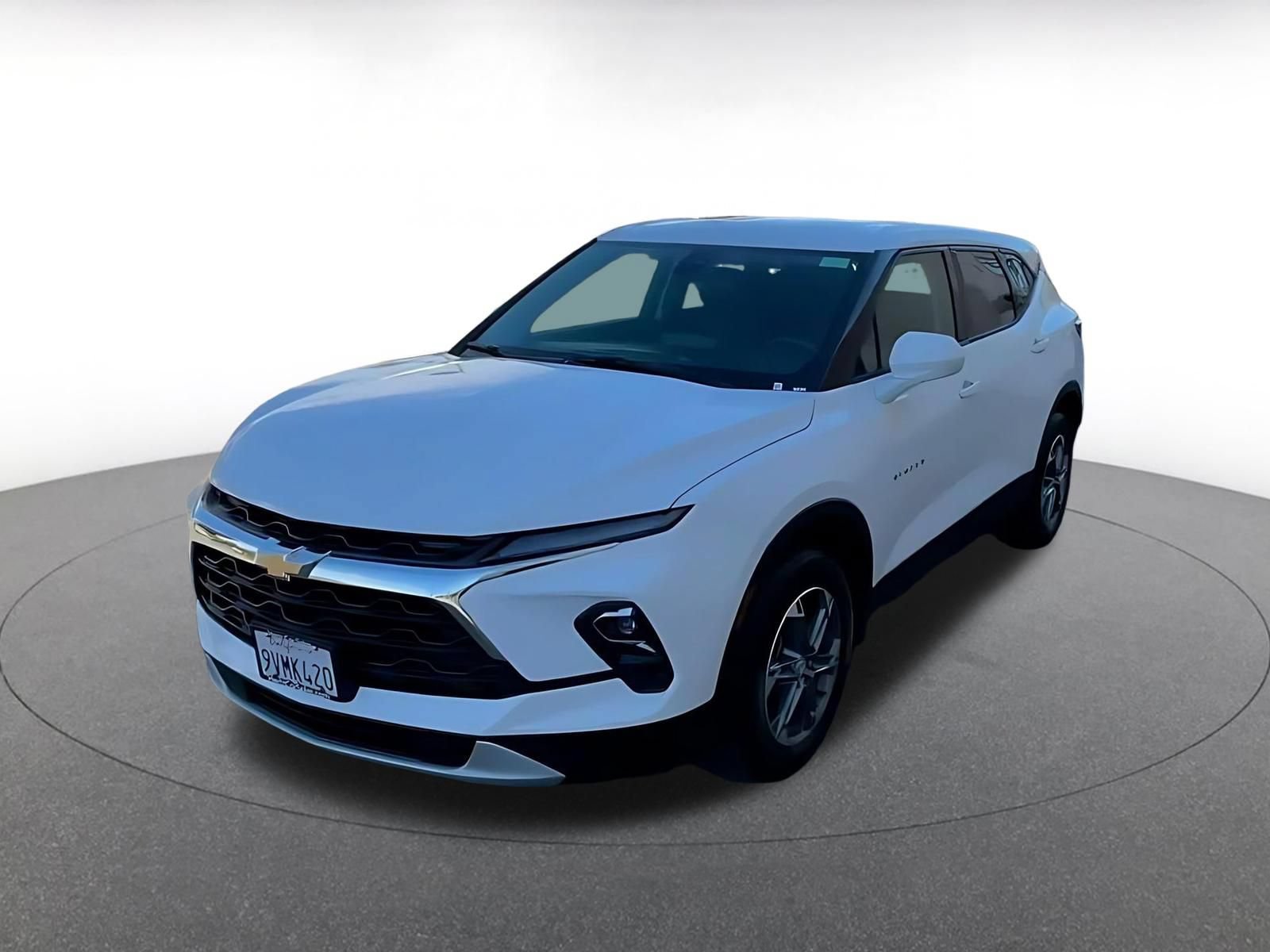 Used 2026 Chevrolet Blazer LT FWD image 6