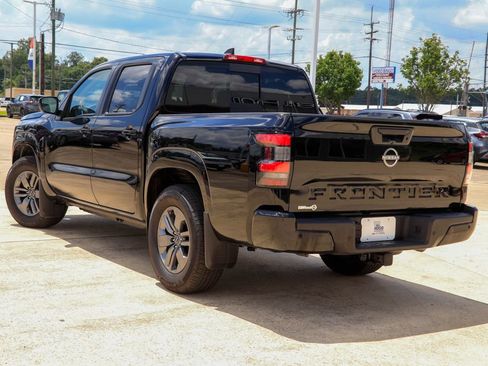 Certified 2026 Nissan Frontier SV w/ SV Convenience Package RWD image 2