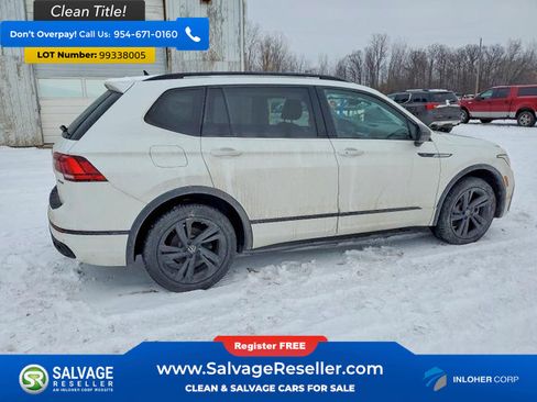 Used 2024 Volkswagen Tiguan SE R-Line AWD/4WD image 4