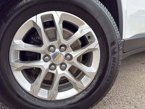 Used 2022 Chevrolet Traverse LS w/ LPO, Cargo Package FWD image 29