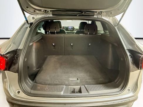 Used 2024 Chevrolet Trax RS FWD image 25