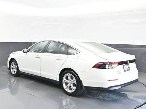 Used 2023 Honda Accord LX image 3