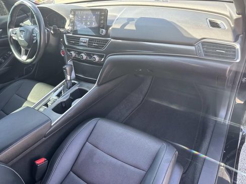 Used 2022 Honda Accord Sport image 9