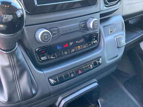 Used 2025 RAM ProMaster 2500 image 31