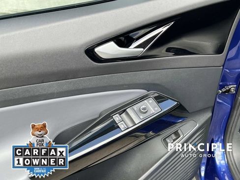 Used 2022 Volkswagen ID.4 Pro S w/ Gradient Package image 13
