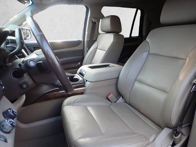 Used 2019 Chevrolet Tahoe LT w/ LT Signature Package AWD/4WD image 7