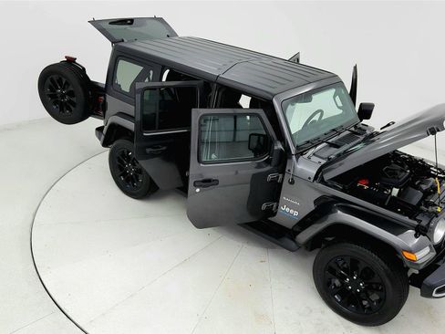 Used 2023 Jeep Wrangler Unlimited Sahara AWD/4WD image 24