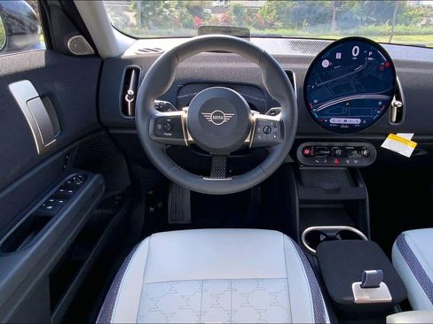 Certified 2025 MINI Cooper Countryman S w/ Comfort Package Max image 6