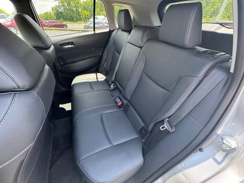 Used 2025 Toyota Corolla Cross XLE AWD/4WD image 16