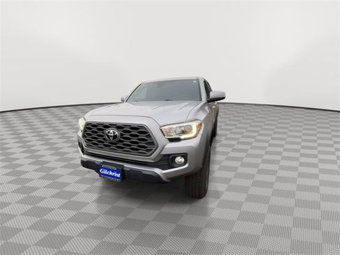 Used 2020 Toyota Tacoma TRD Off-Road image 4