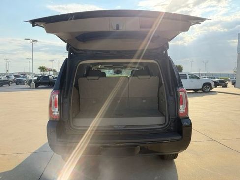 Used 2020 GMC Yukon SLT w/ Open Road Package AWD/4WD image 7
