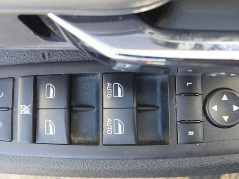 Used 2024 RAM 1500 Classic SLT AWD/4WD image 16