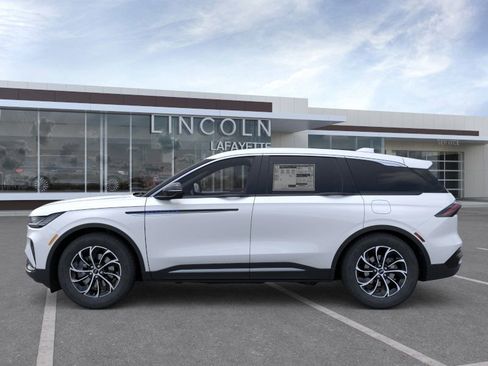 New 2026 Lincoln Nautilus Premier w/ Equipment Group 102A AWD/4WD image 3
