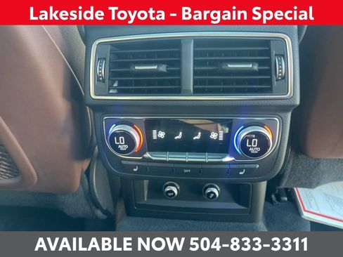 Used 2018 Audi Q7 3.0T Prestige w/ Prestige Package image 23