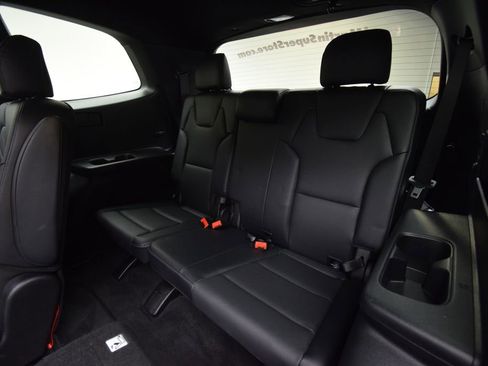 Used 2023 Kia Telluride EX X-Line image 17