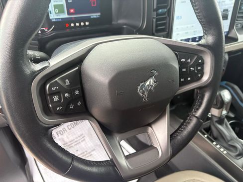 Used 2022 Ford Bronco Wildtrak image 17