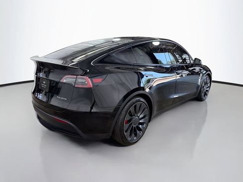 Used 2022 Tesla Model Y Performance AWD/4WD image 9