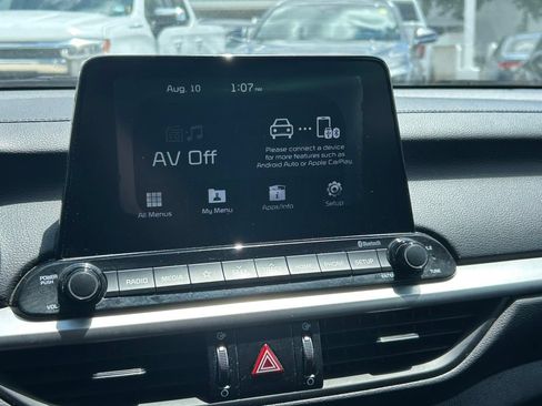 Used 2020 Kia Forte LXS FWD image 23