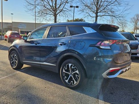 Used 2023 Kia Sportage EX image 7