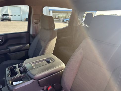 Used 2022 Chevrolet Silverado 1500 Custom w/ LPO, Dark Essentials Package image 11