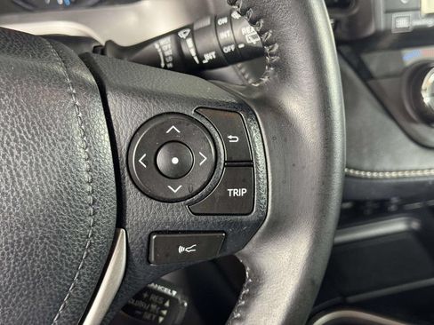 Used 2018 Toyota RAV4 Limited w/ Advanced Technology Package AWD/4WD image 23