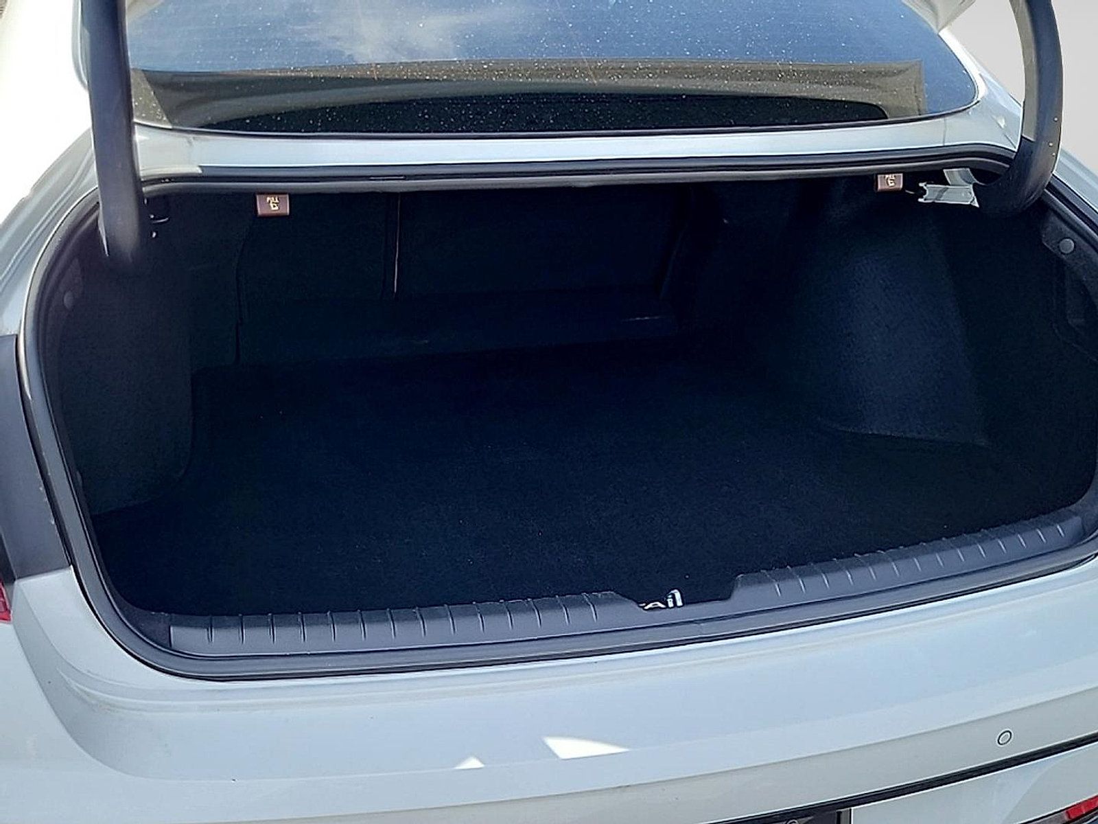 Used 2023 Hyundai Sonata Limited FWD image 30