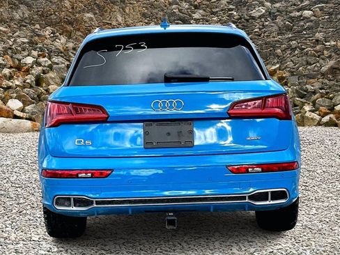 Used 2020 Audi Q5 e Premium Plus w/ Premium Plus Package image 4