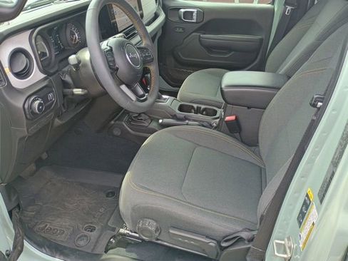 Used 2024 Jeep Wrangler Unlimited Sport AWD/4WD image 11