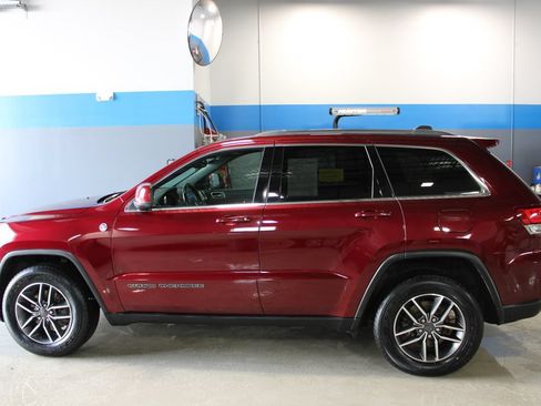 Used 2020 Jeep Grand Cherokee Laredo w/ Quick Order Package 2BN North AWD/4WD image 10