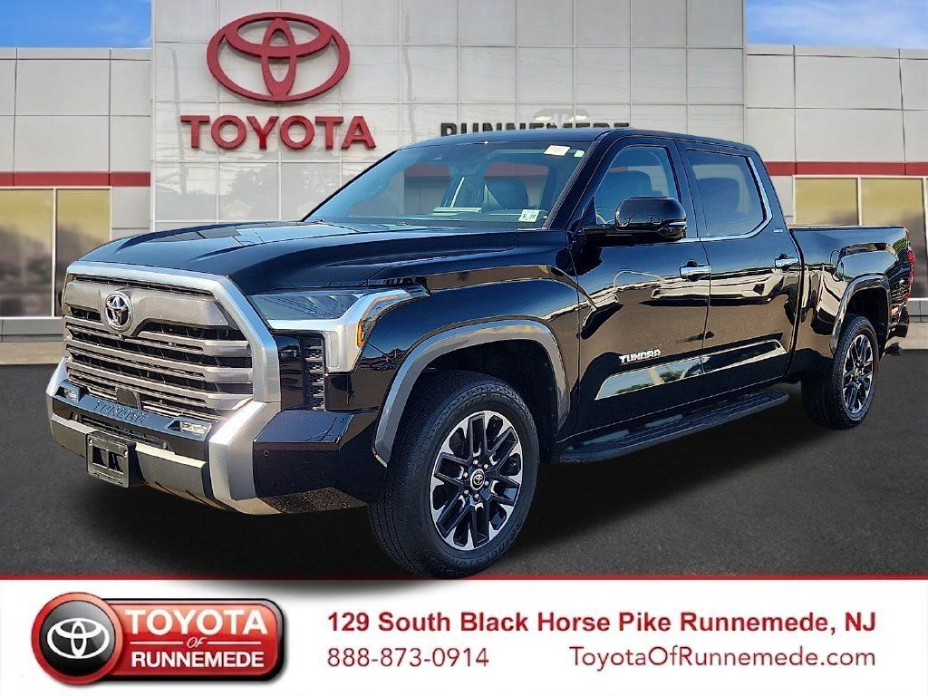 Used 2023 Toyota Tundra Limited AWD/4WD image 3