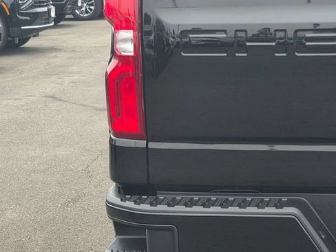 Used 2021 Chevrolet Silverado 1500 Custom RWD image 8