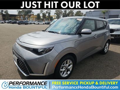 Used 2023 Kia Soul LX w/ Option Group 015