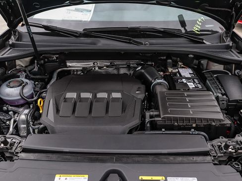 New 2025 Audi Q3 2.0T Premium image 39