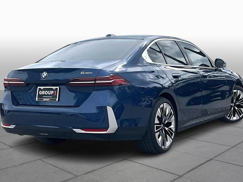Used 2025 BMW 530i image 12