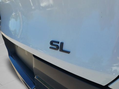 New 2026 Nissan Murano SL image 9