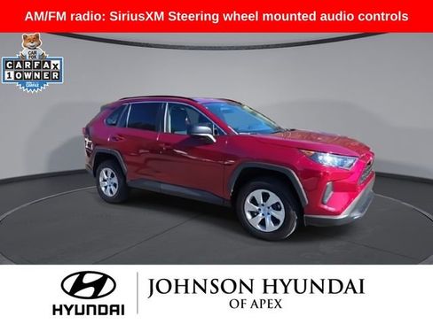 Used 2020 Toyota RAV4 LE image 2