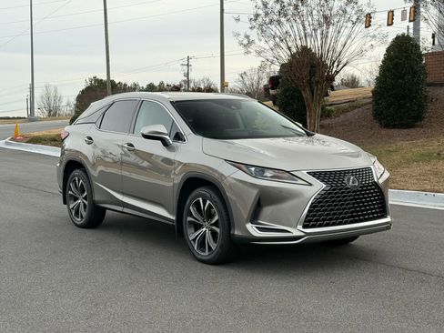 Used 2022 Lexus RX 350 FWD w/ Premium Package image 8
