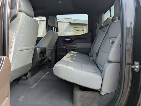 Used 2019 Chevrolet Silverado 1500 LT Trail Boss AWD/4WD image 21