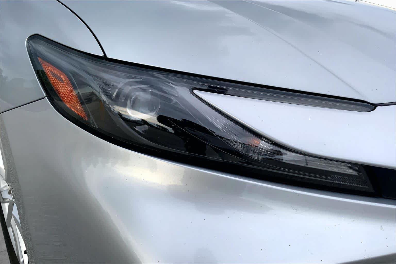Used 2025 Toyota Camry LE FWD image 27