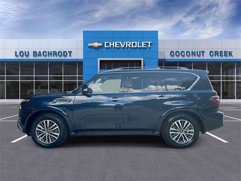 Used 2023 Nissan Armada SL image 5