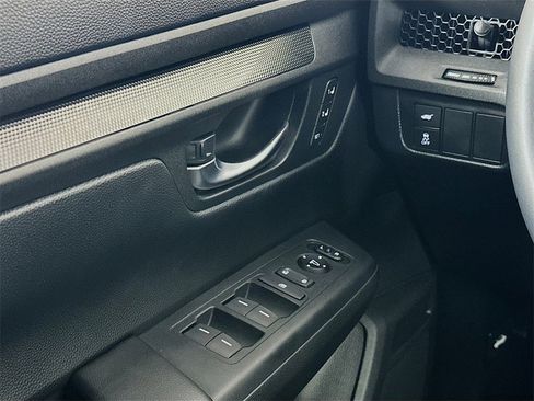 Certified 2025 Honda CR-V Sport-L image 17