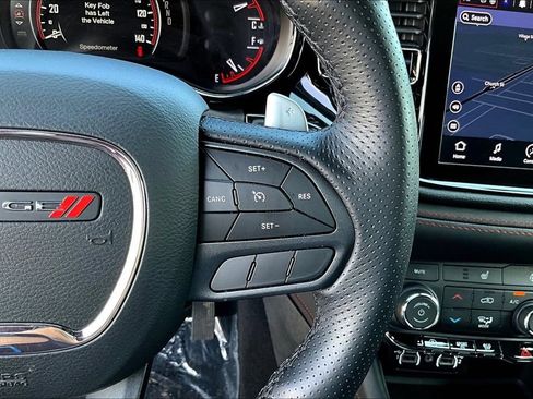 Used 2025 Dodge Durango GT AWD/4WD image 14