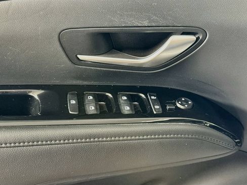 Used 2024 Hyundai Tucson Limited AWD/4WD image 14