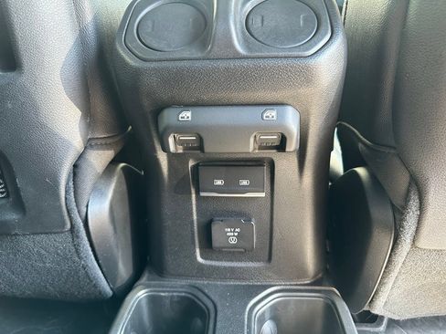 Used 2023 Jeep Gladiator Mojave w/ LED Lighting Group AWD/4WD image 18